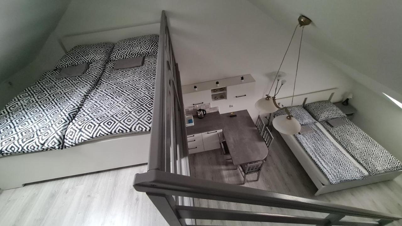 Gyulai-Fuerdo-Apartman Ii. المظهر الخارجي الصورة