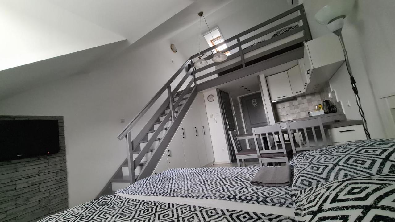 Gyulai-Fuerdo-Apartman Ii. المظهر الخارجي الصورة