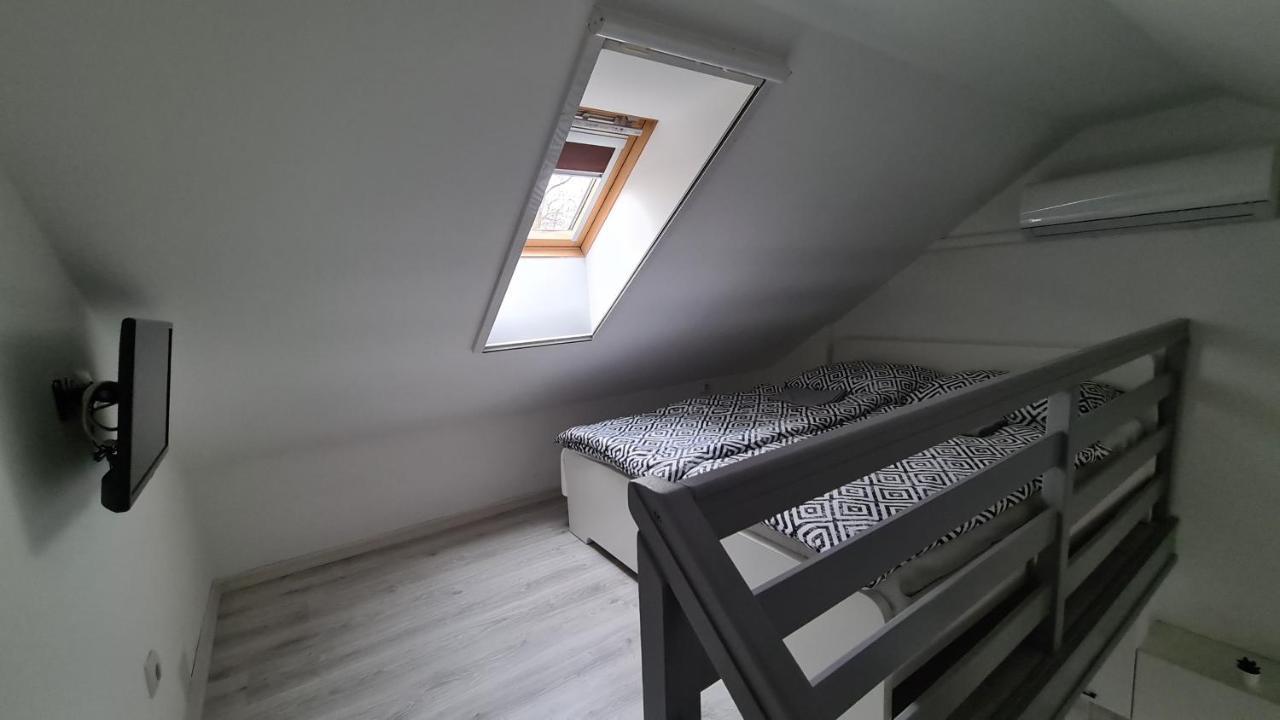 Gyulai-Fuerdo-Apartman Ii. المظهر الخارجي الصورة