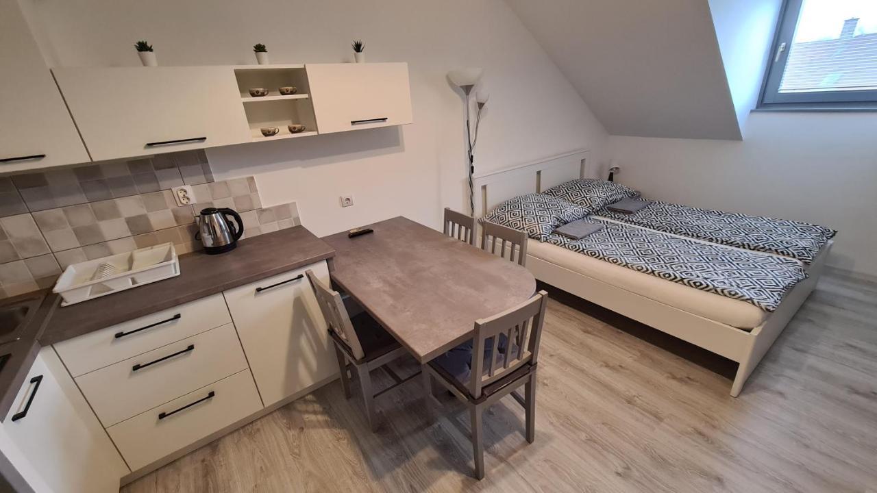 Gyulai-Fuerdo-Apartman Ii. المظهر الخارجي الصورة