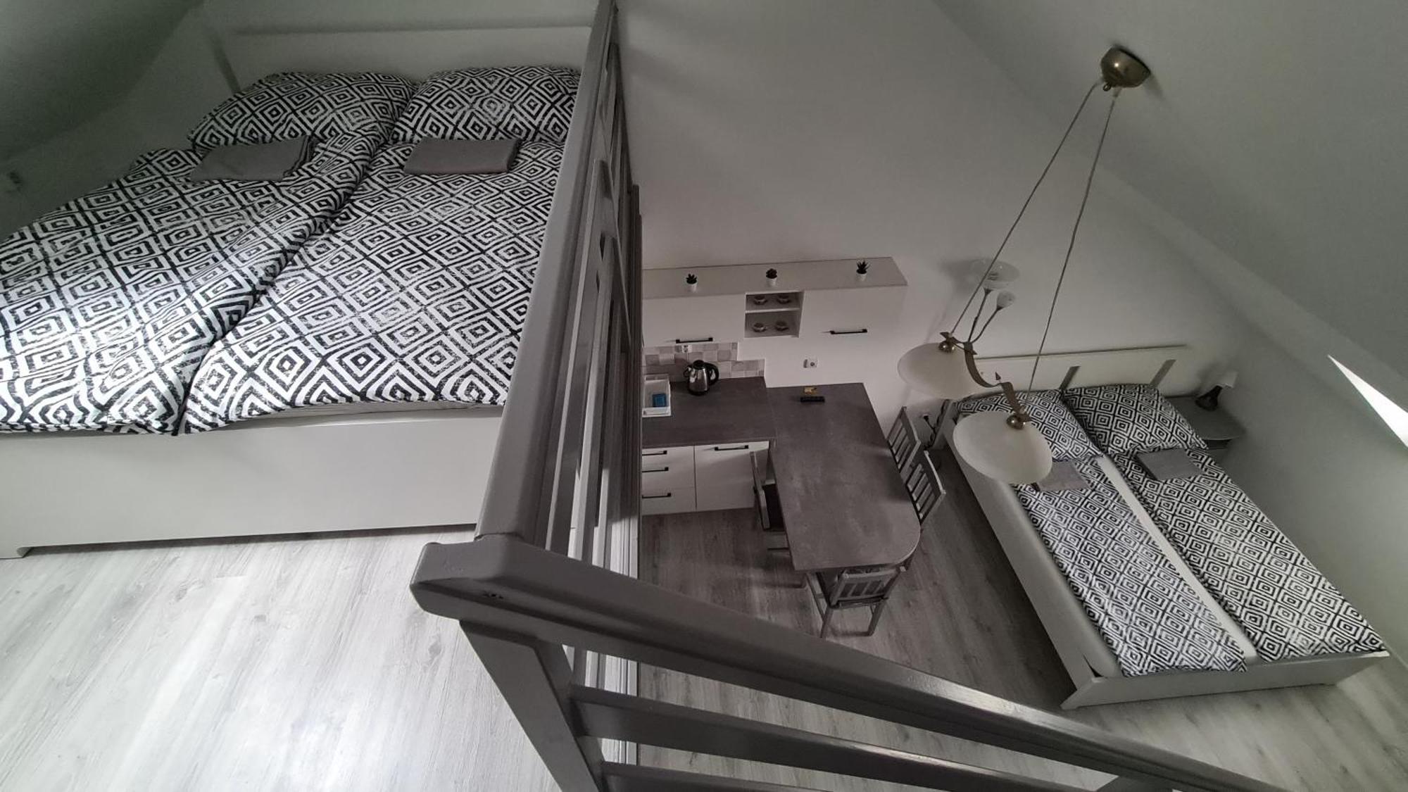 Gyulai-Fuerdo-Apartman Ii. المظهر الخارجي الصورة